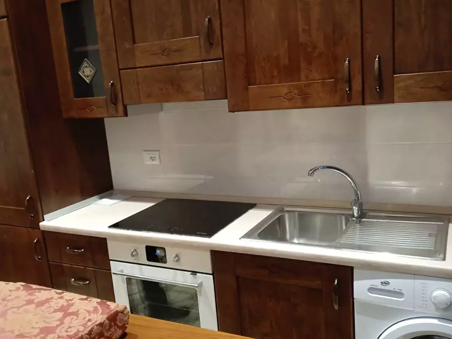 Immagine 4 di Appartamento in affitto  in sant'anna a Lucca