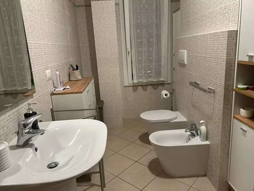 Immagine 6 di Appartamento in vendita  in viale del tirreno a Pisa