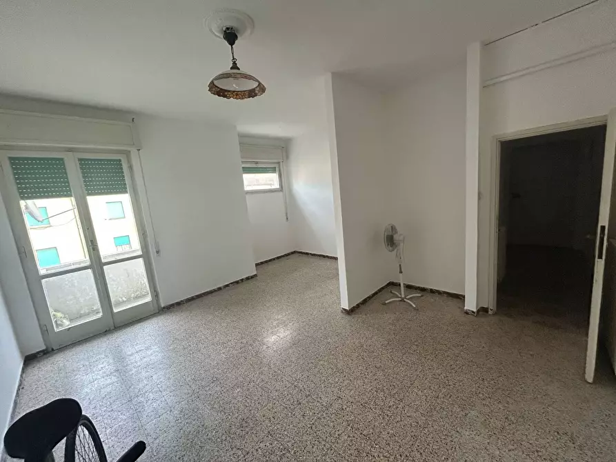 Immagine 2 di Appartamento in vendita  in Largo Ippolito Nievo a Pisa