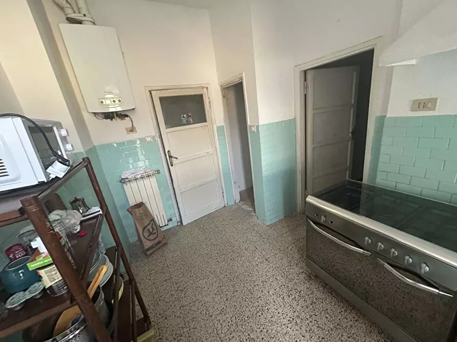 Immagine 9 di Appartamento in vendita  in Largo Ippolito Nievo a Pisa