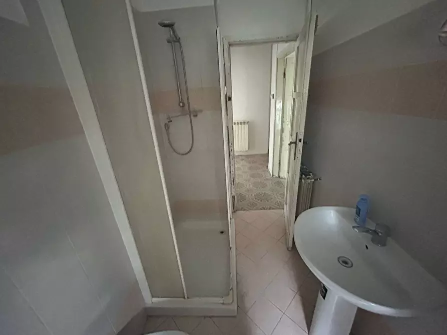 Immagine 16 di Appartamento in vendita  in Largo Ippolito Nievo a Pisa