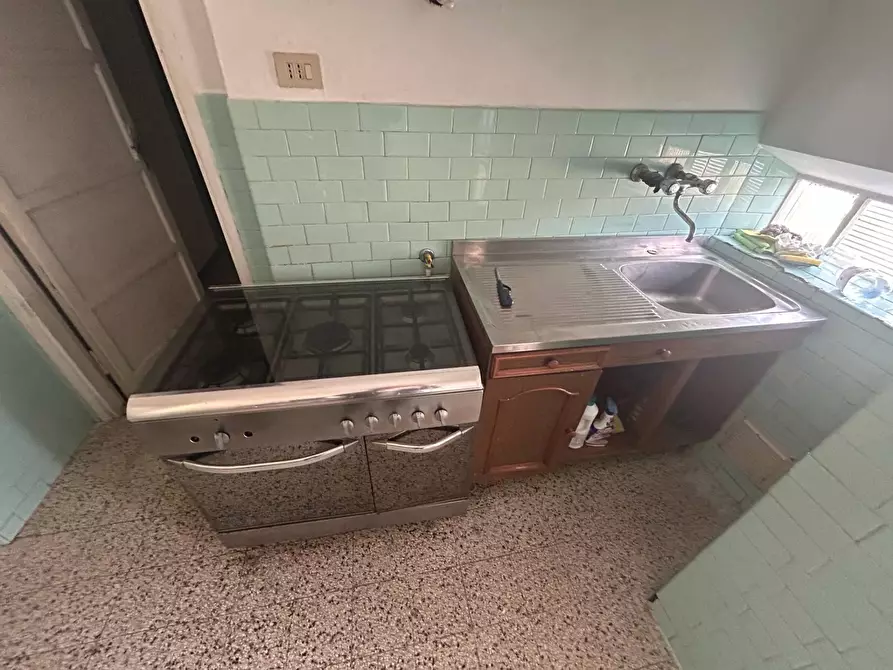 Immagine 12 di Appartamento in vendita  in Largo Ippolito Nievo a Pisa