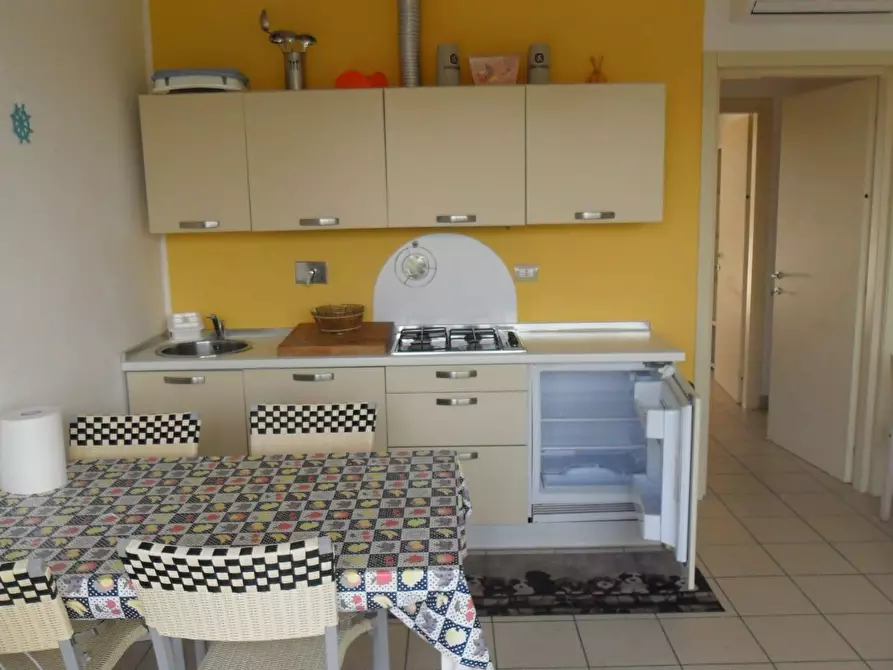 Immagine 11 di Casa indipendente in vendita  in viale del tirreno a Pisa