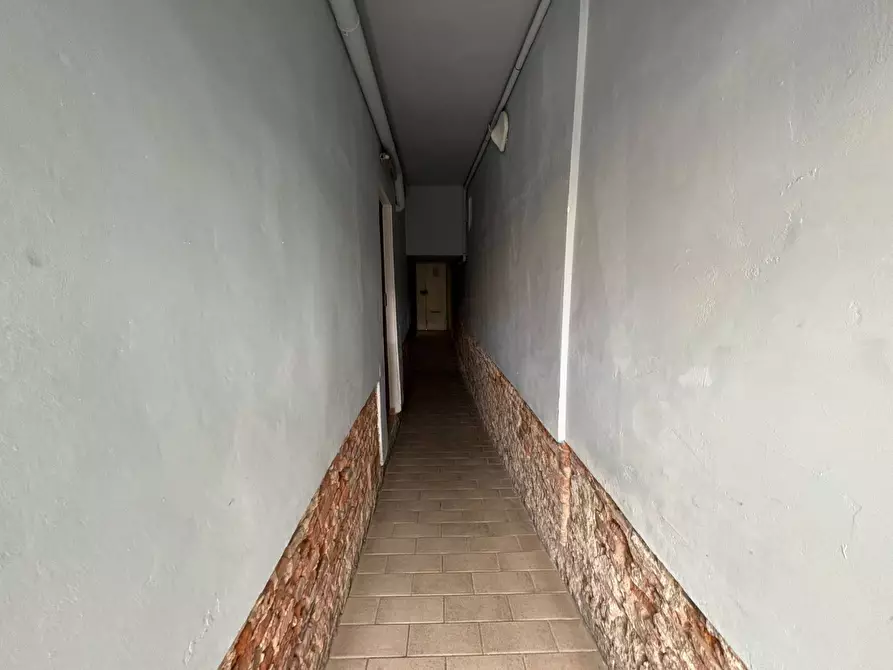 Immagine 7 di Attività commerciale in vendita  in Via Filippo Corridoni a Pisa