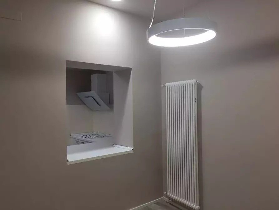 Immagine 5 di Appartamento in affitto  in Via Emilio Zola a Livorno