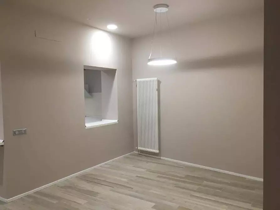 Immagine 6 di Appartamento in affitto  in Via Emilio Zola a Livorno