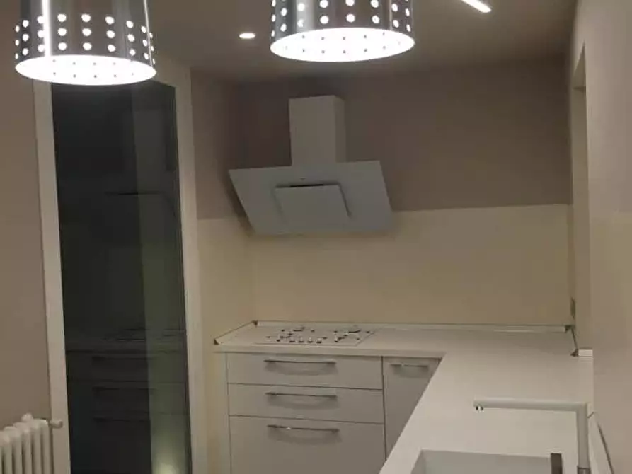 Immagine 2 di Appartamento in affitto  in Via Emilio Zola a Livorno