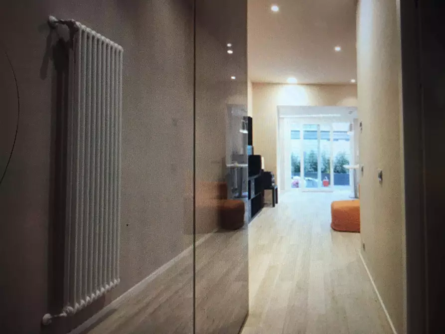 Immagine 10 di Appartamento in affitto  in Via Emilio Zola a Livorno