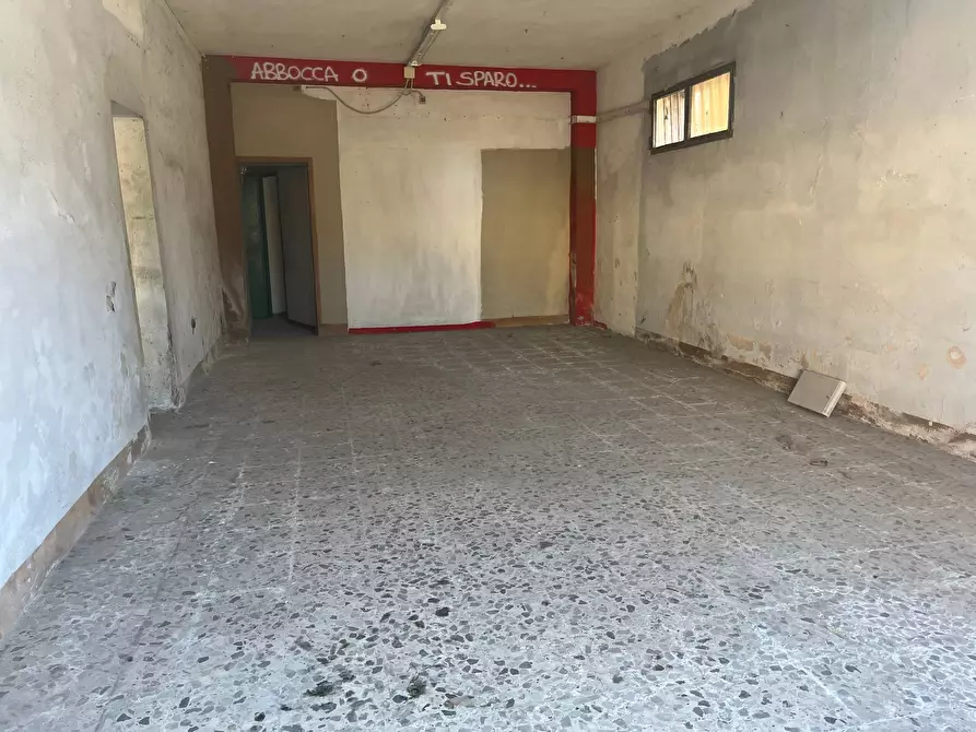 Attività commerciale in vendita in via provinciale vicarese a Vicopisano