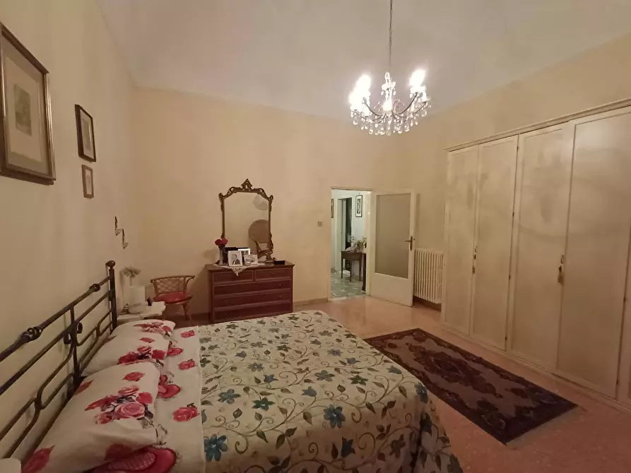 Immagine 10 di Appartamento in vendita  in via delle piagge a Pisa