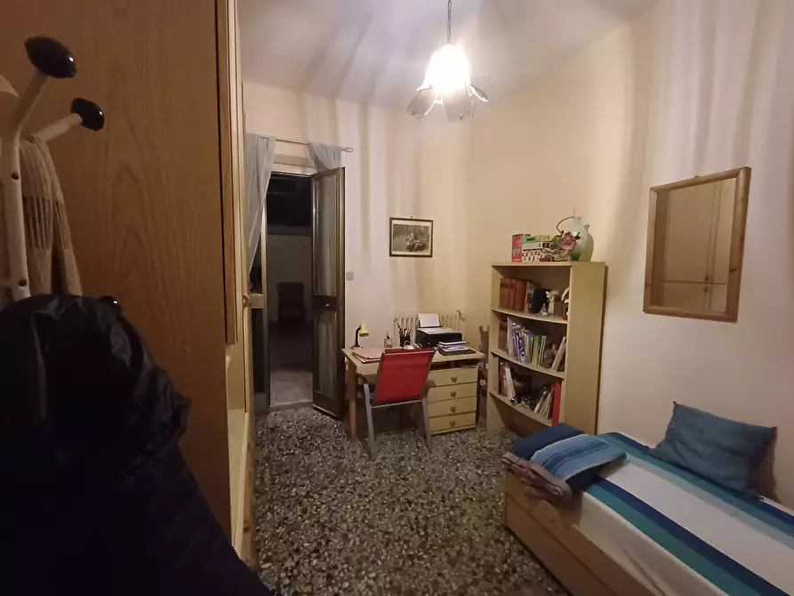 Immagine 8 di Appartamento in vendita  in via delle piagge a Pisa