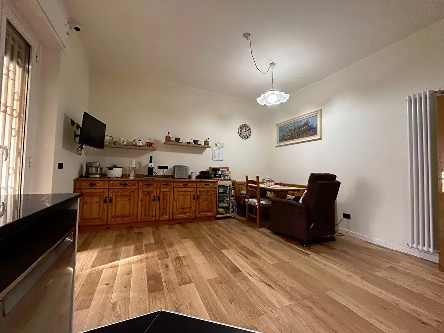 Immagine 10 di Appartamento in vendita  in Via Gramsci a Livorno