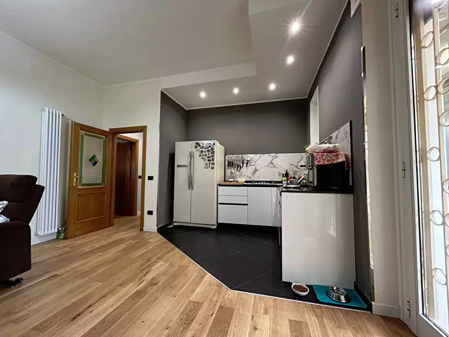 Immagine 1 di Appartamento in vendita  in Via Gramsci a Livorno