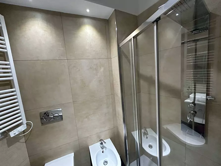 Immagine 7 di Appartamento in vendita  in via carlo cattaneo a Pisa