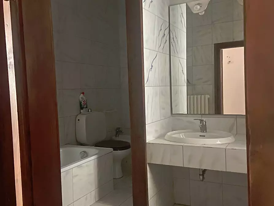 Immagine 22 di Appartamento in vendita  in Via Maggi a Livorno