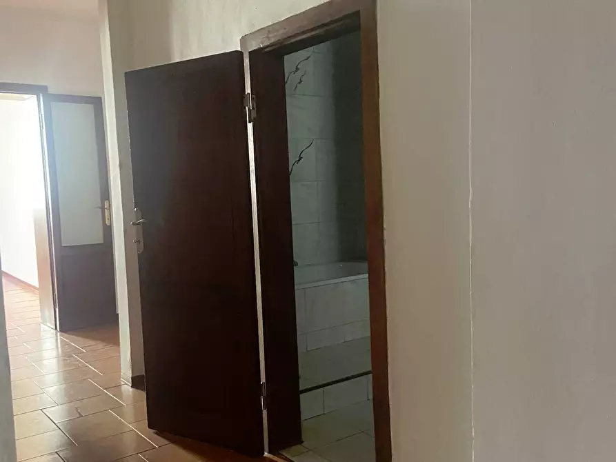 Immagine 11 di Appartamento in vendita  in Via Maggi a Livorno