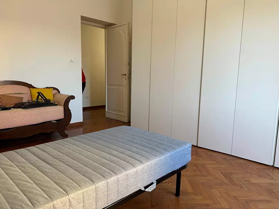 Immagine 18 di Appartamento in affitto  in Piazza Attias a Livorno