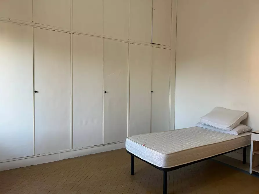 Immagine 27 di Appartamento in affitto  in Piazza Attias a Livorno