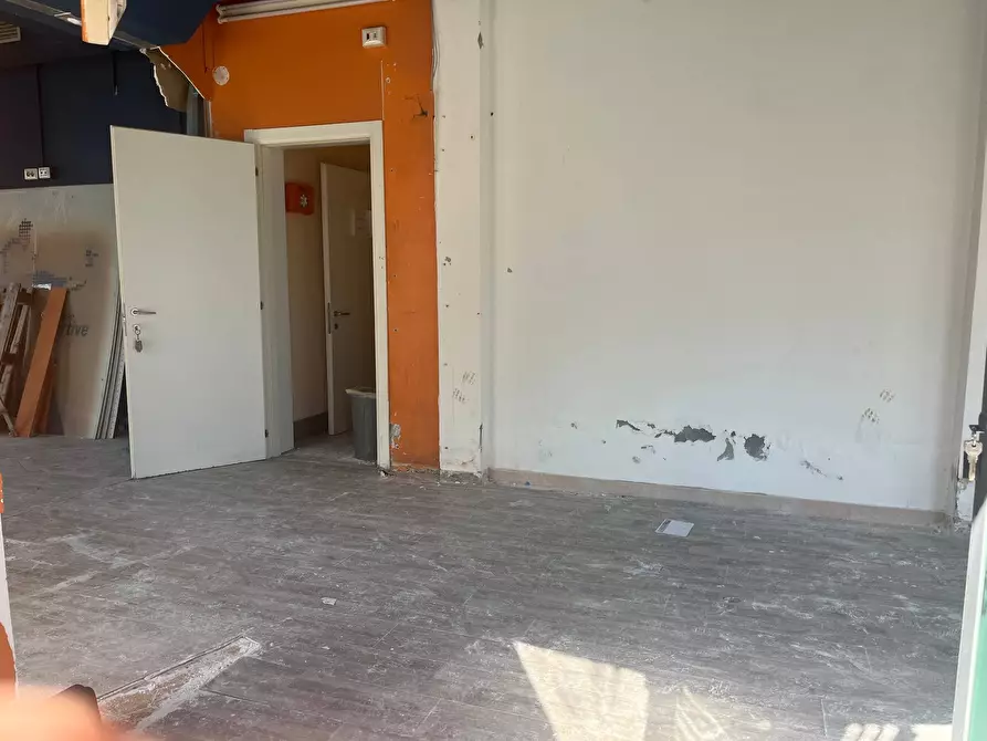 Immagine 2 di Attività commerciale in vendita  in via provinciale vicarese a Vicopisano