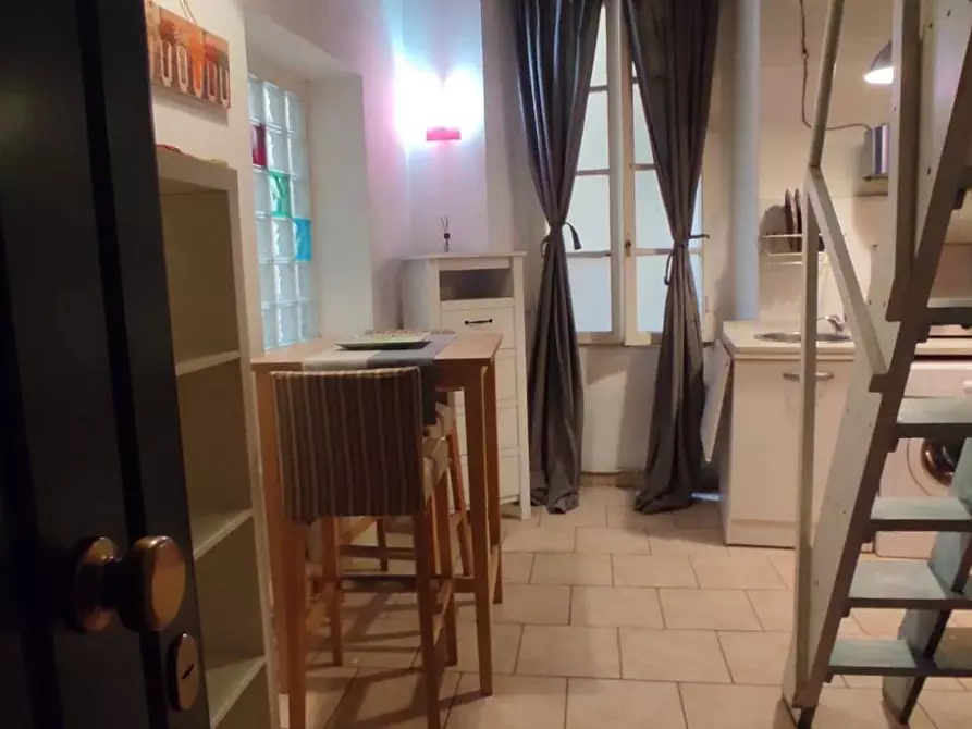 Immagine 5 di Appartamento in affitto  in Piazza Della Repubblica a Livorno