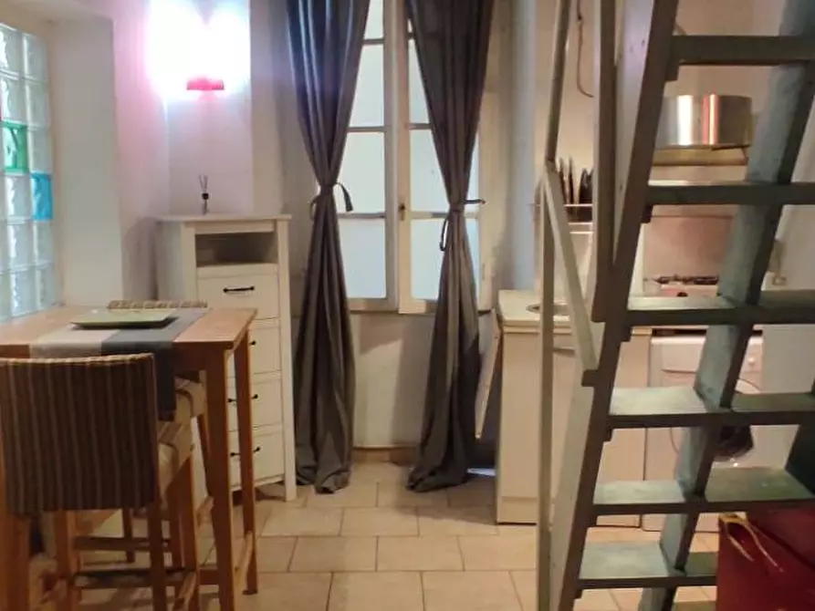 Immagine 1 di Appartamento in affitto  in Piazza Della Repubblica a Livorno