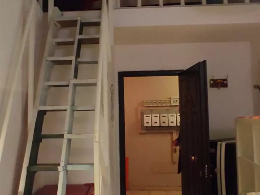 Immagine 10 di Appartamento in affitto  in Piazza Della Repubblica a Livorno