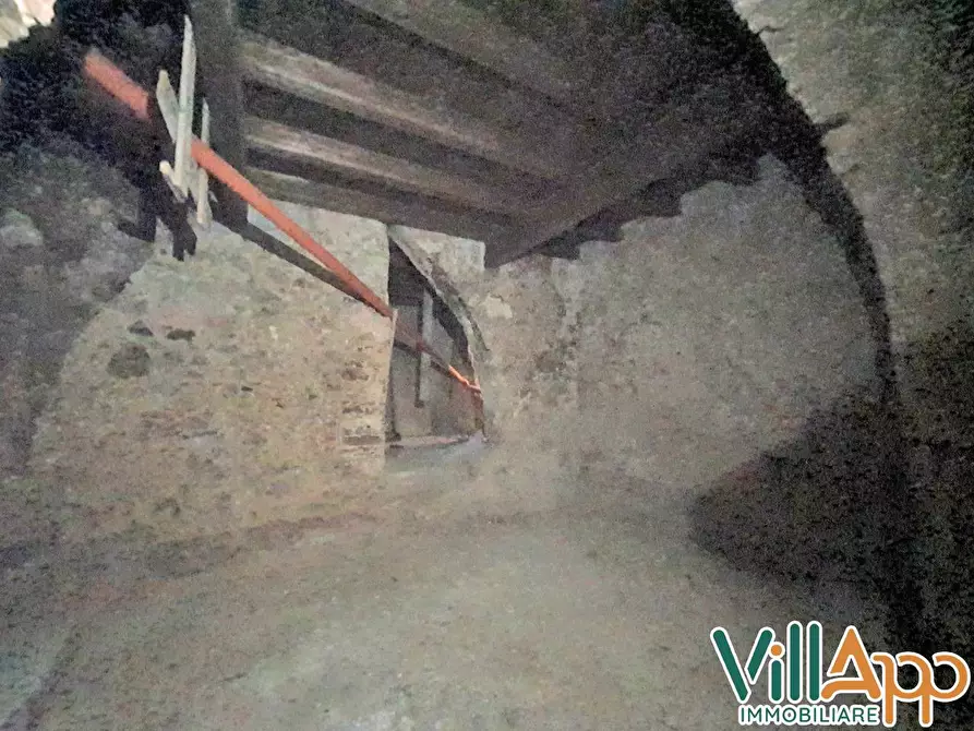 Immagine 7 di Locale commerciale in vendita  in Corso appio claudio a Fondi