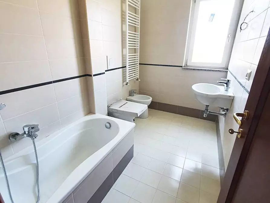 Immagine 10 di Appartamento in vendita  in Via Aldo Moro a Fondi