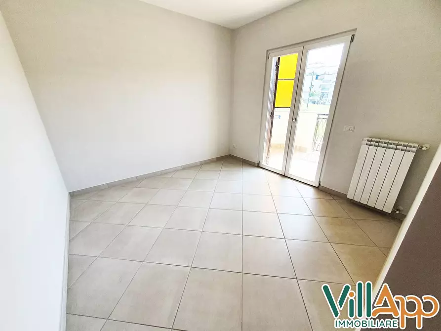 Immagine 8 di Appartamento in vendita  in Via Aldo Moro a Fondi