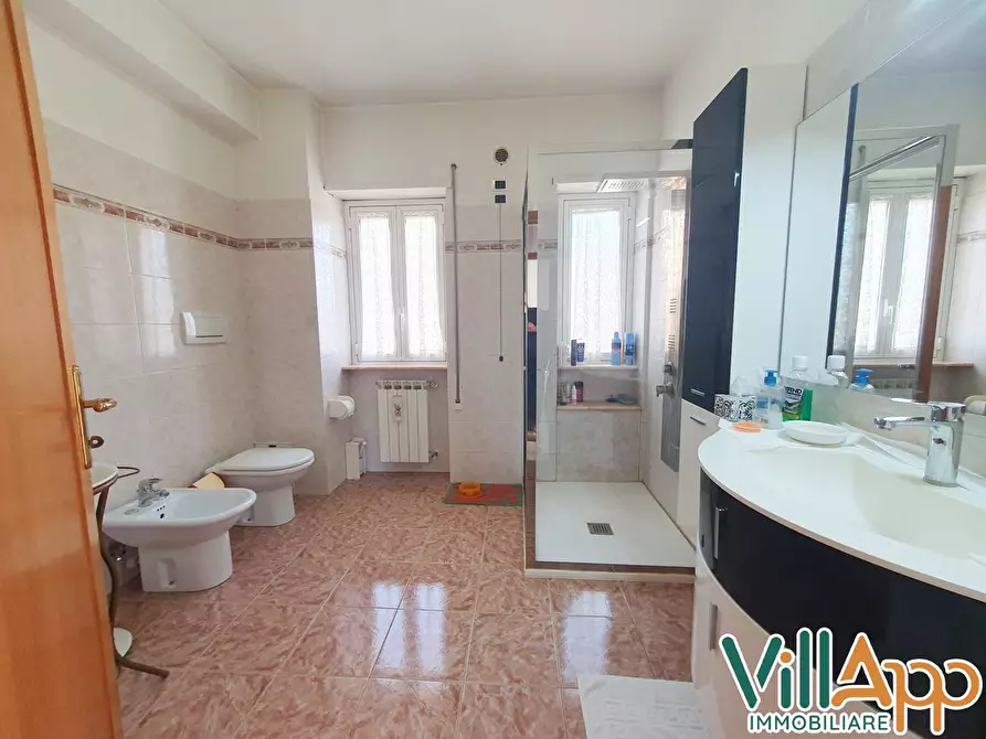 Immagine 22 di Villa in vendita  in Via Campania a Fondi