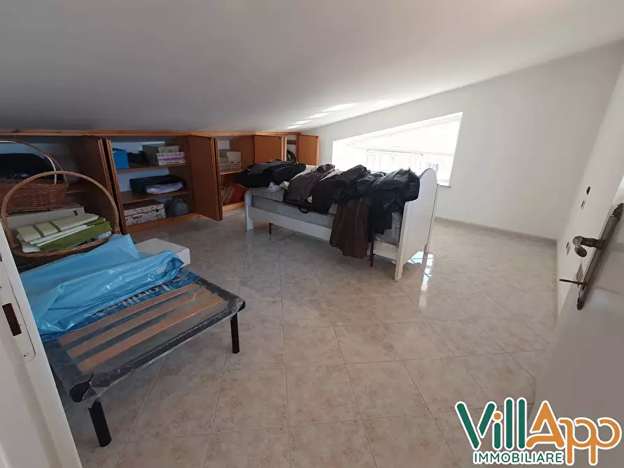 Immagine 26 di Villa in vendita  in Via Campania a Fondi