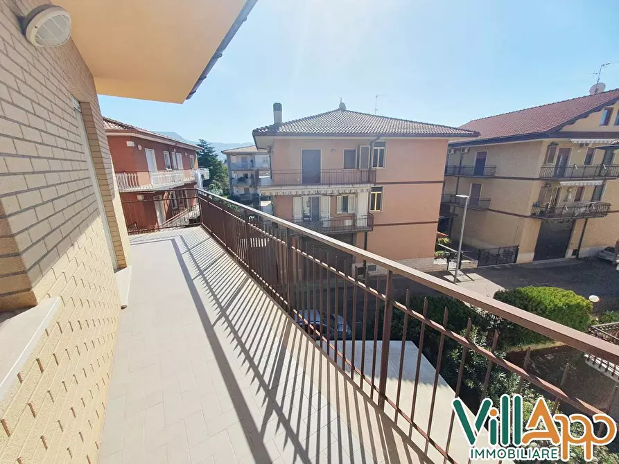 Immagine 29 di Villa in vendita  in Via Campania a Fondi