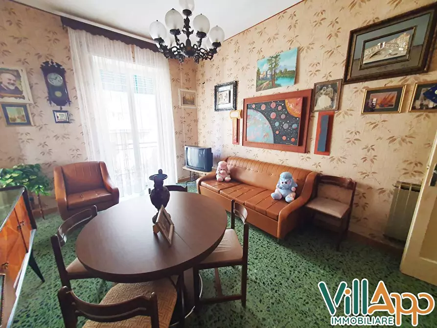 Immagine 7 di Villa in vendita  in Via Bettino Ricasoli a Fondi