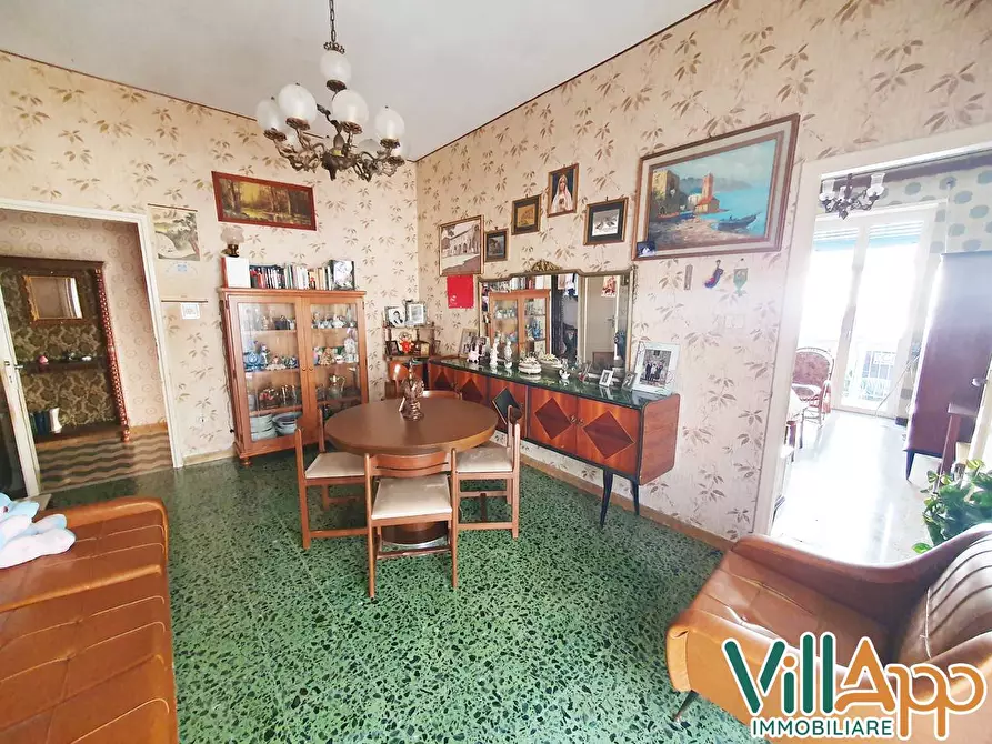 Immagine 8 di Villa in vendita  in Via Bettino Ricasoli a Fondi