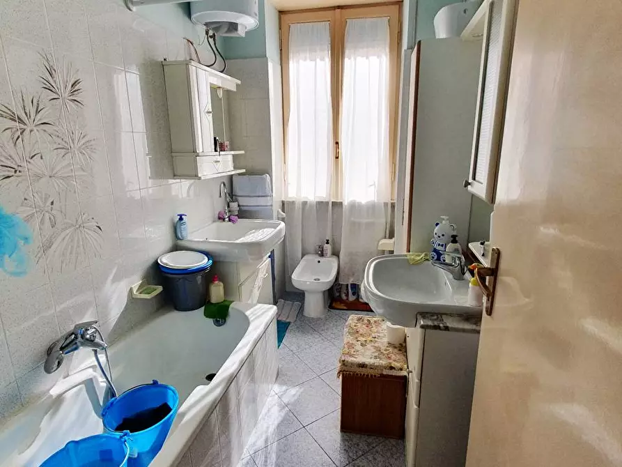 Immagine 22 di Villa in vendita  in Via Bettino Ricasoli a Fondi