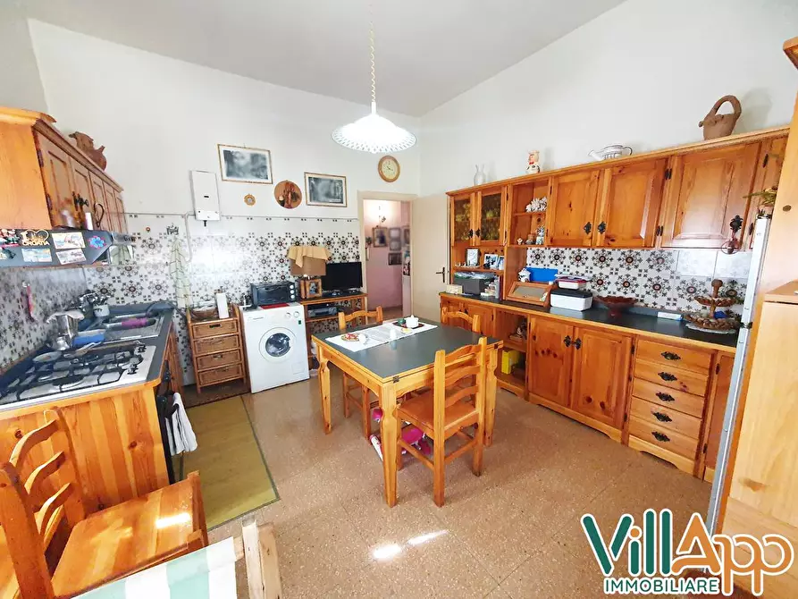 Immagine 16 di Villa in vendita  in Via Bettino Ricasoli a Fondi