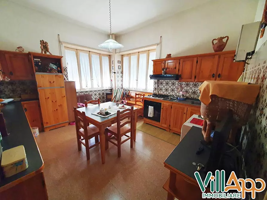 Immagine 17 di Villa in vendita  in Via Bettino Ricasoli a Fondi