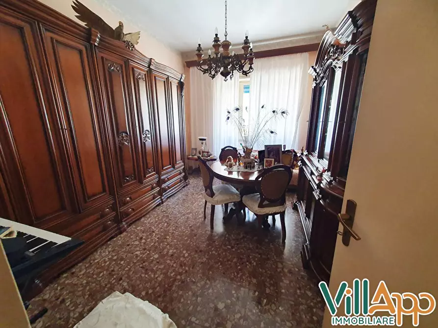 Immagine 19 di Villa in vendita  in Via Bettino Ricasoli a Fondi