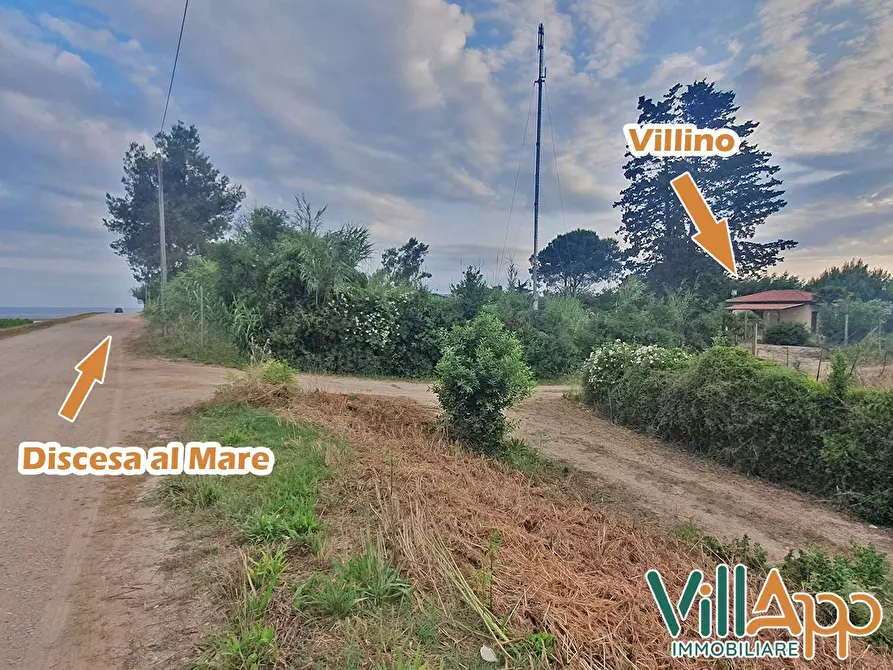 Immagine 1 di Villa in vendita  in Via Flacca a Fondi