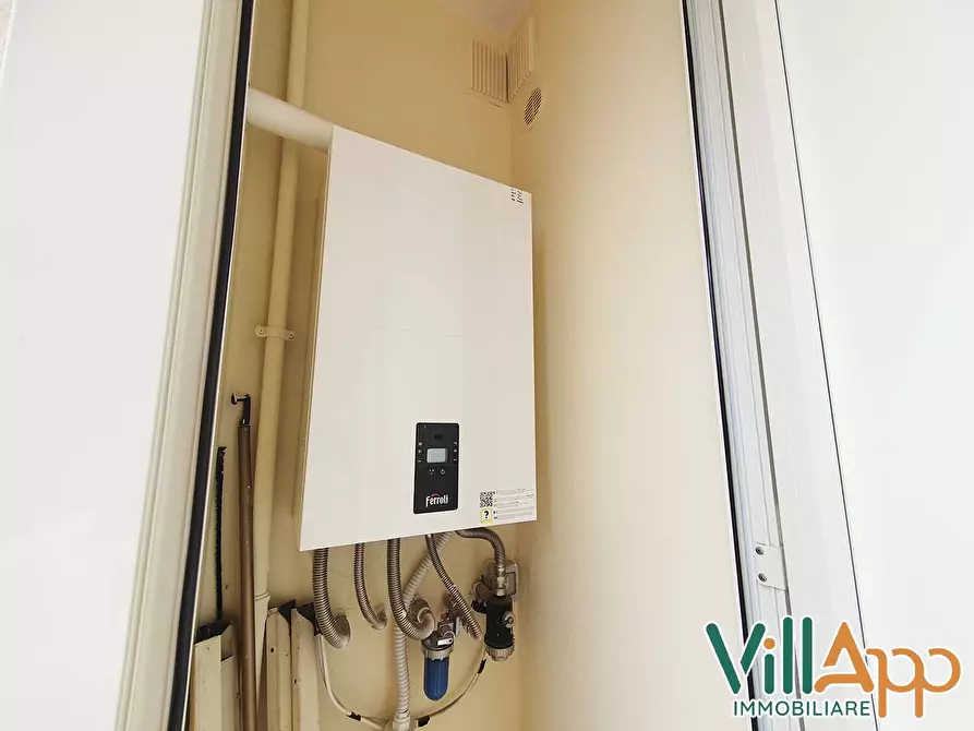 Immagine 21 di Appartamento in vendita  in Via Ungheria a Fondi