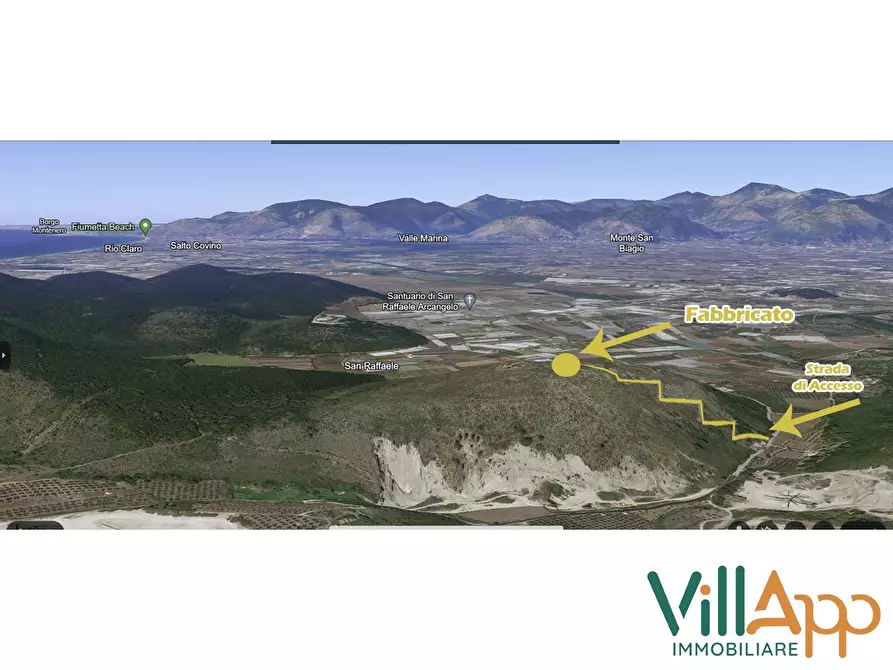 Immagine 5 di Villa in vendita  in Via San Raffaele a Fondi