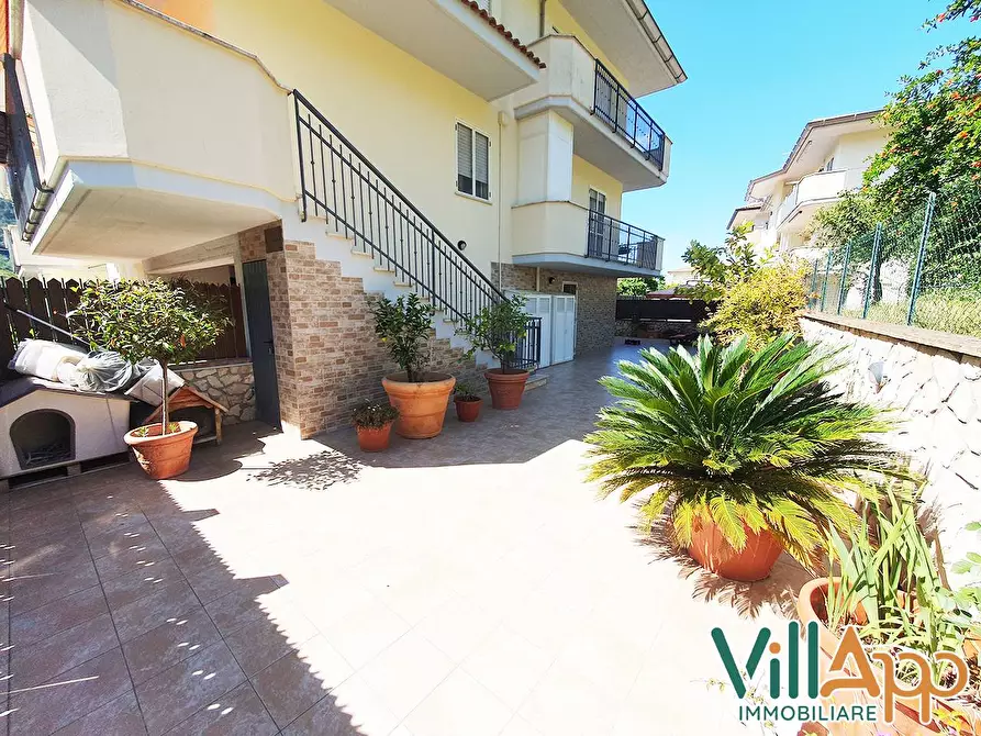 Immagine 4 di Appartamento in vendita  in Via Ripa a Fondi