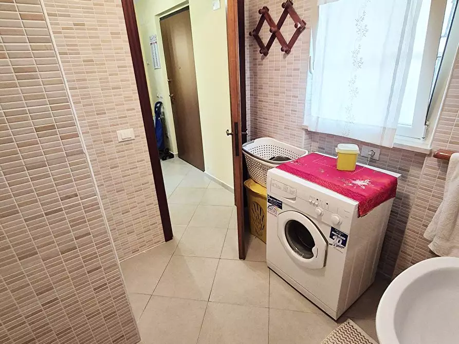 Immagine 21 di Villa in vendita  in Via Molelle a Fondi