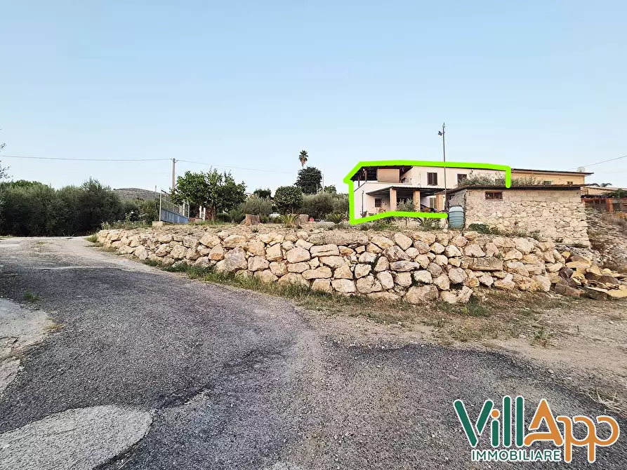 Immagine 1 di Villa in vendita  in Via Molelle a Fondi