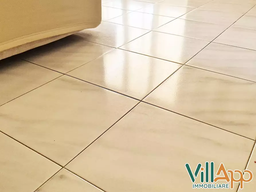 Immagine 20 di Villa in vendita  in Viale delle Rose a Fondi