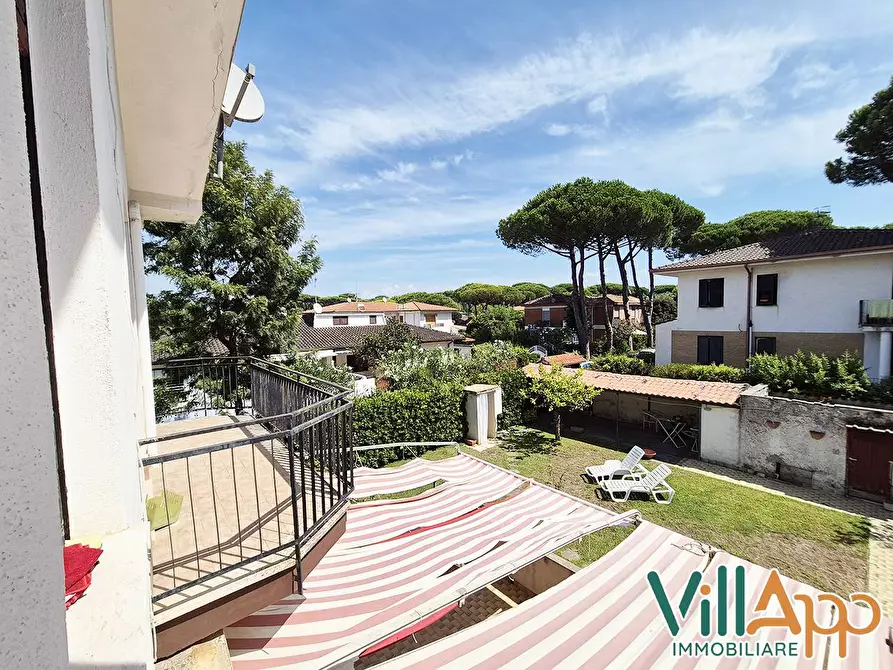 Immagine 24 di Villa in vendita  in Viale delle Rose a Fondi