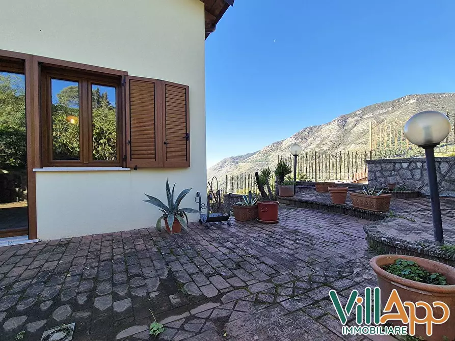 Immagine 26 di Villa in vendita  in Via del Mare a Lenola