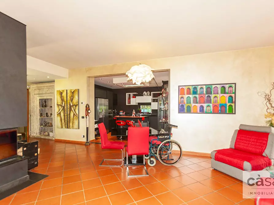 Immagine 20 di Villa in vendita  in Via Del Bacino a Varese