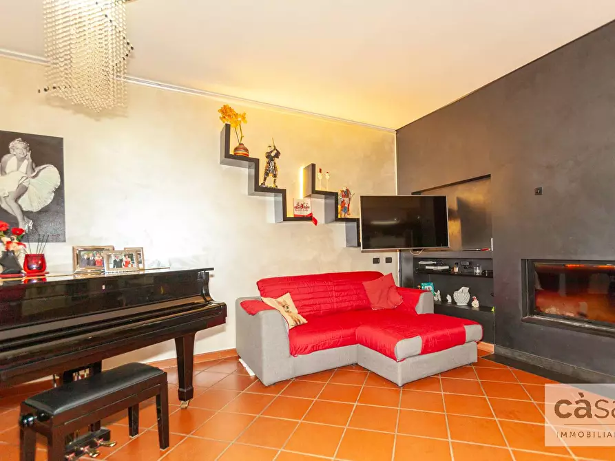 Immagine 21 di Villa in vendita  in Via Del Bacino a Varese