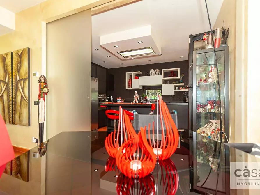 Immagine 23 di Villa in vendita  in Via Del Bacino a Varese